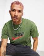 Nike - Heritage Essentials - Khaki vasket T-shirt med logo-Grøn