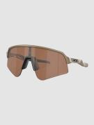 Oakley Sutro Lite Sweep Matte Terrain Tan Solbriller brun