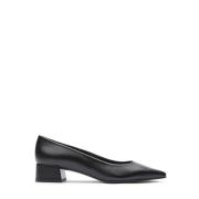 Elegant Carla Salon Pumps