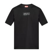 ‘T-MUST-SLITS-N’ T-shirt