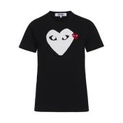 Sort T-shirt med hvidt hjerte