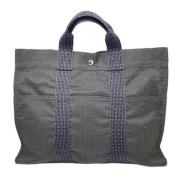 Pre-owned Canvas totes