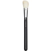 MAC Cosmetics Brushes 168S Large Angled Contour