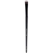 Brushworks No. 18 Flat Eye Brush