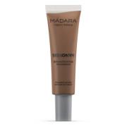 Madara Skinonym SKINONYM Semi-Matte Peptide Foundation #90 CHESNU