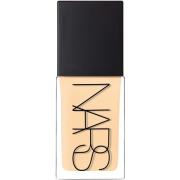 NARS   Light Reflecting Foundation Deauville