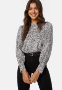 Object Collectors Item Caroline L/S Top Black AOP: Cloud Dan L