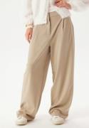 Pieces Pcpruisa Lw Baggy Pants Crockery S