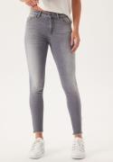 ONLY Onlblush Mid Skin Ank Rw Dnm  Medium Grey Denim XS/30