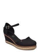 Basic Closed Toe Mid Wedge Sko Med Kilehæl Black Tommy Hilfiger