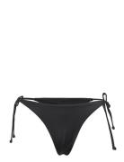 Luxe String R Swimwear Bikinis Bikini Bottoms Side-tie Bikinis Black Hunkemöller