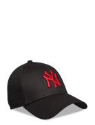 League Essential 940 Neyyan Sport Headwear Caps Black New Era