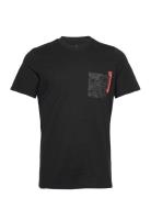 City Escape Graphic Pocket T-Shirt Sport T-Kortærmet Skjorte Black Adidas Sportswear