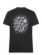 Relaxed Fit Tee - Black / Lazy Hazy Tops T-Kortærmet Skjorte Black Garment Project