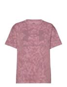 Ua Logo Aop Heavyweight Ss Sport T-shirts & Tops Short-sleeved Pink Under Armour