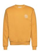 Globe Sweatshirt Tops Sweatshirts & Hoodies Sweatshirts Yellow Les Deux