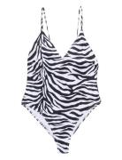 Faghigz Swimsuit Badedragt Badetøj White Gestuz