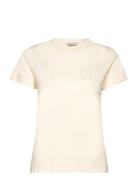 Reg Tonal Shield Ss T-Shirt Tops T-shirts & Tops Short-sleeved Cream GANT