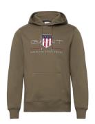 Reg Archive Shield Hoodie Tops Sweatshirts & Hoodies Hoodies Green GANT