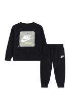 Nike Sportswear Utility Futura Crew And Pants Set Sets Tracksuits Black Nike