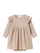 Nbfnara Ls Body Dress Lil Dresses & Skirts Dresses Casual Dresses Long-sleeved Casual Dresses Beige Lil'Atelier