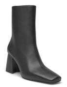 Ariela_Bootie_Napu Shoes Boots Ankle Boots Ankle Boots With Heel Black HUGO