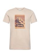 Csc Seasonal Logo Tee Sport T-Kortærmet Skjorte Beige Columbia Sportswear