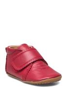 Beginners™ Velcro Scallops Shoes Pre-walkers - Beginner Shoes  Red Pom Pom