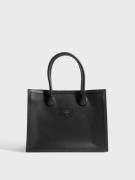 ATP ATELIER - Håndtasker - Black - Montefalcione Leather Book Bag - Tasker - Handbags