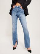 Vero Moda - Straight jeans - Medium Blue Denim - Vmselma Hr Flared Slit Jeans RA336 - Jeans