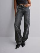 Pieces - Straight jeans - Grey Denim - Pcfleur Mw Straight Full Lenght Jns - Jeans