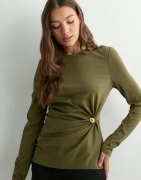 Malina - Grøn - Mailey Jersey Embellished Long Sleeve Top