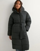 Nelly - Sort - Long Puffer Coat